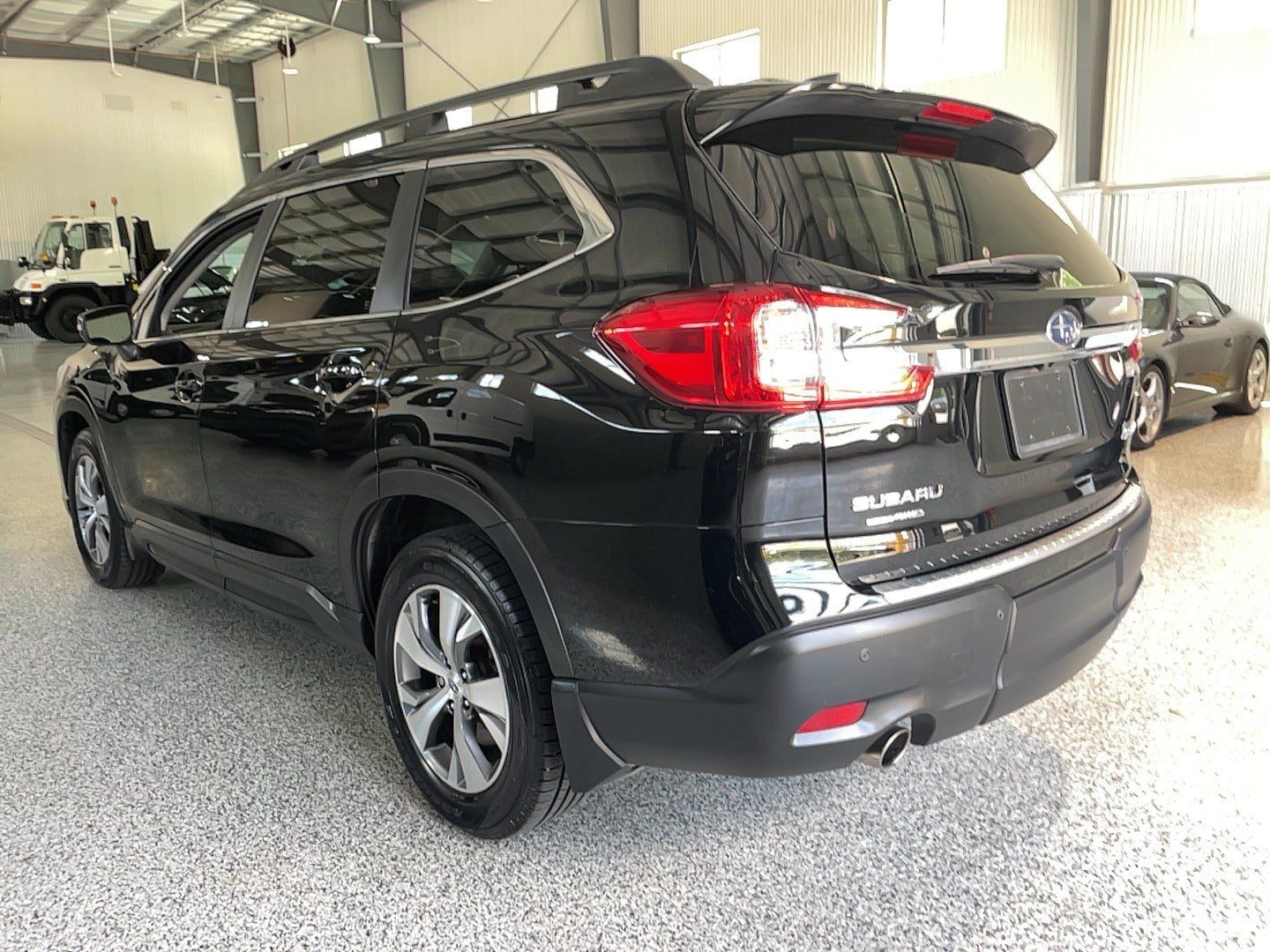 Used 2023 Subaru Ascent Premium w/ Convenience Package AWD/4WD image 15