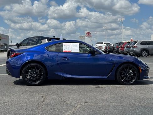 Used 2024 Toyota GR86 Premium image 7