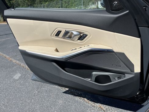 New 2026 BMW 330i Sedan w/ Premium Package image 15