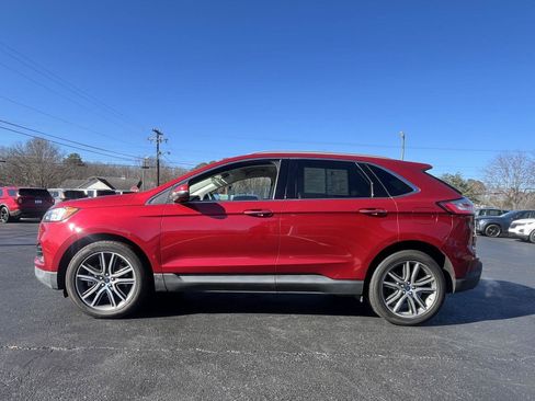 Used 2020 Ford Edge Titanium image 22