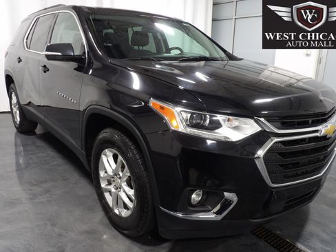 Used 2019 Chevrolet Traverse LT w/ LPO, Floor Liner Package AWD/4WD image 1