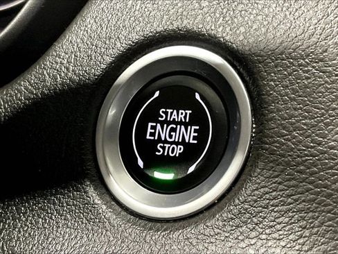 Used 2023 Cadillac XT4 Premium Luxury image 35