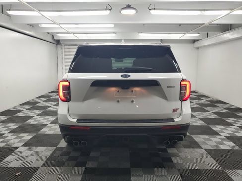 Used 2023 Ford Explorer ST w/ Equipment Group 401A image 5