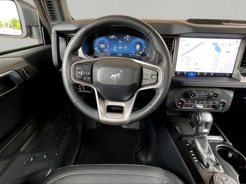 Used 2025 Ford Bronco Big Bend AWD/4WD image 8