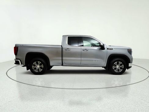 Used 2023 GMC Sierra 1500 SLE w/ Enhanced Capability Package AWD/4WD image 7