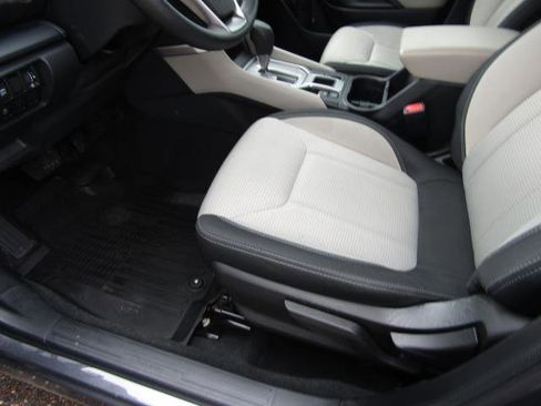 Used 2022 Subaru Forester image 13