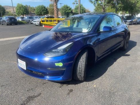 Used 2023 Tesla Model 3 Standard Range RWD image 6