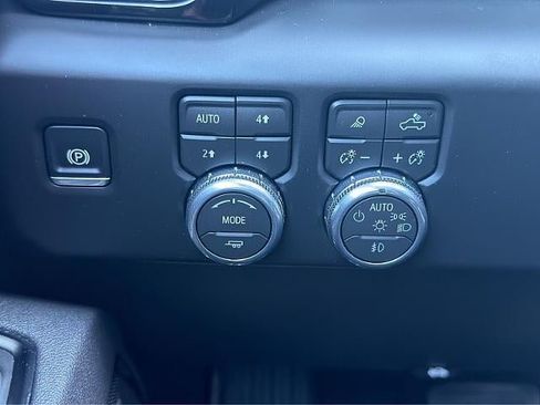 Used 2026 GMC Sierra 1500 AT4 w/ AT4 Premium Package AWD/4WD image 35