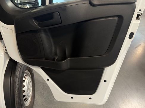 Used 2025 RAM ProMaster 2500 w/ Convenience Group FWD image 25