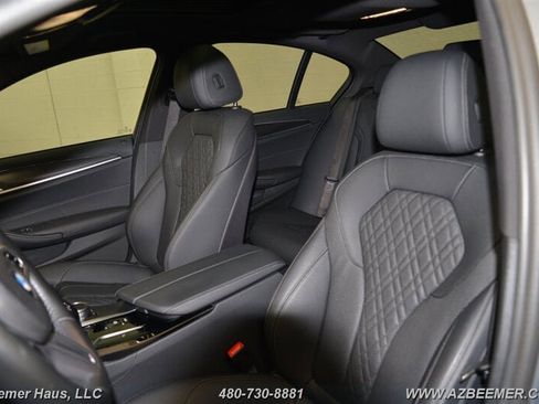 Used 2023 BMW 530i w/ M Sport Package RWD image 12
