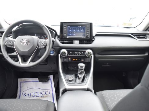Used 2022 Toyota RAV4 XLE w/ Convenience Package image 28