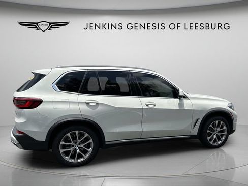 Used 2021 BMW X5 xDrive45e w/ Premium Package AWD/4WD image 4