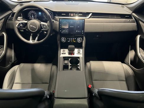New 2025 Jaguar F-PACE R-Dynamic S image 18