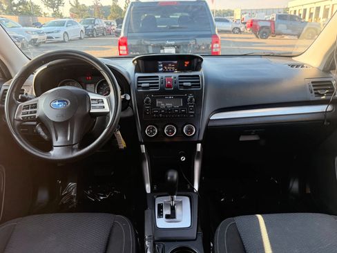 Used 2014 Subaru Forester 2.5i Premium w/ Popular Package #2 AWD/4WD image 3