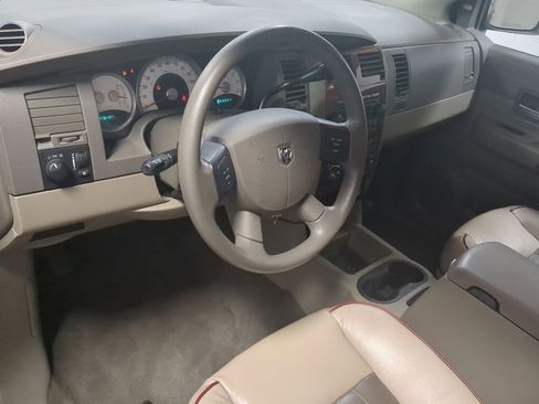 Used 2004 Dodge Durango SLT image 11