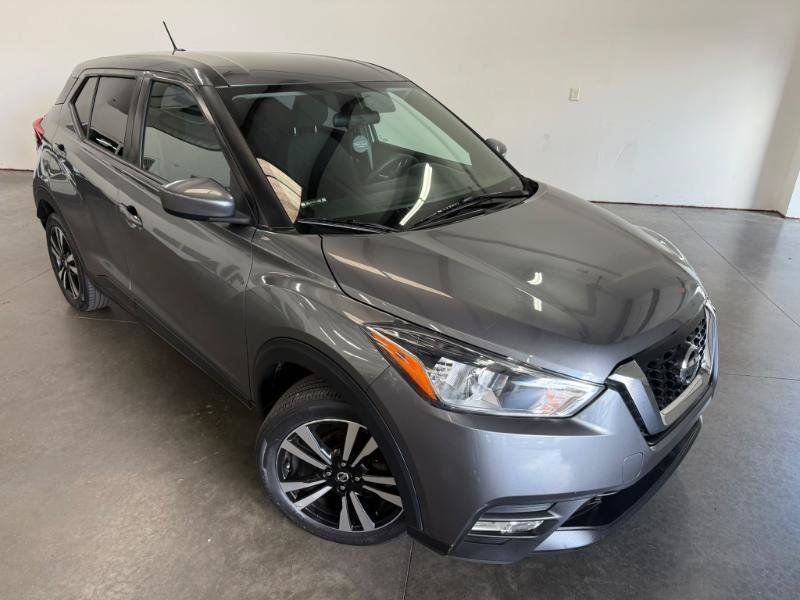 Used 2019 Nissan Kicks SR FWD image 29