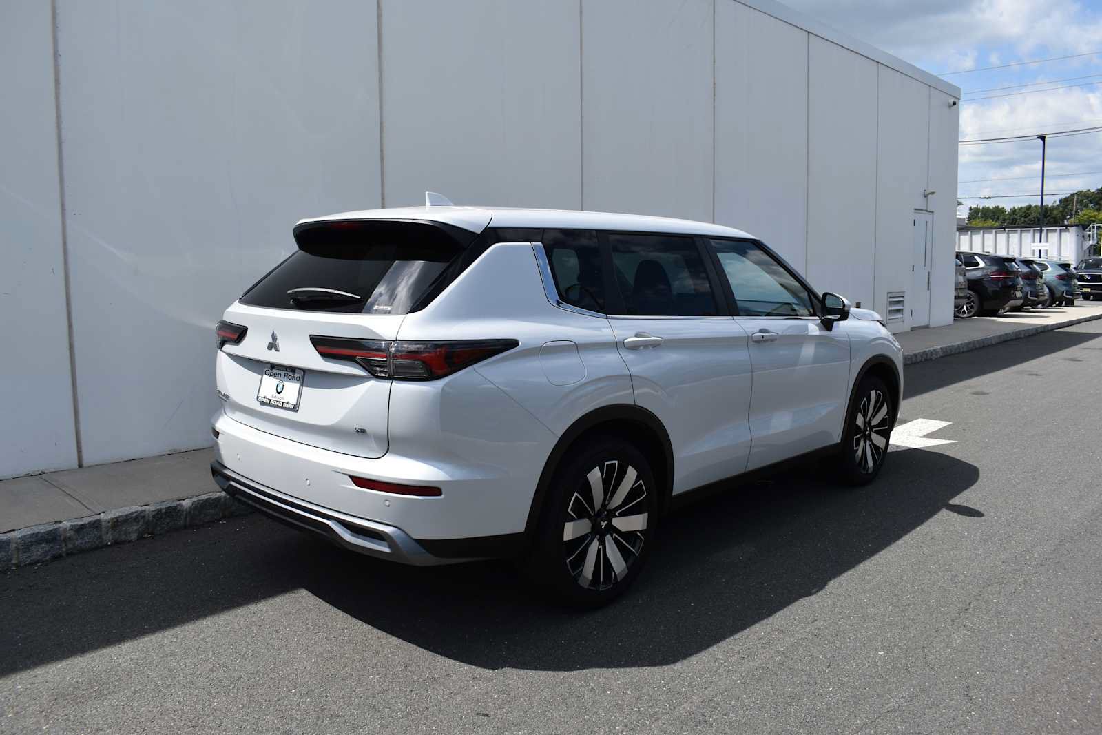 Used 2026 Mitsubishi Outlander SE AWD/4WD image 6