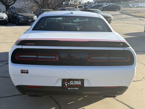 Used 2021 Dodge Challenger R/T Scat Pack RWD image 6