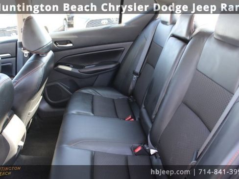 Used 2024 Nissan Altima 2.5 SR image 30