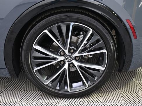 Used 2024 Toyota Prius XLE image 20