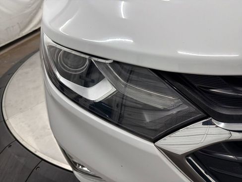 Used 2021 Chevrolet Equinox LT image 10