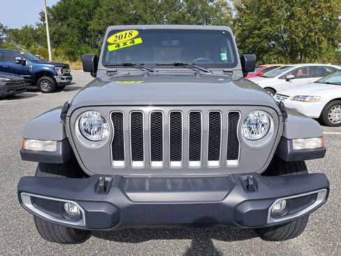 Used 2018 Jeep Wrangler Unlimited Sahara image 15