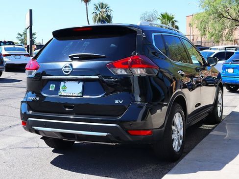 Used 2020 Nissan Rogue SV FWD image 13
