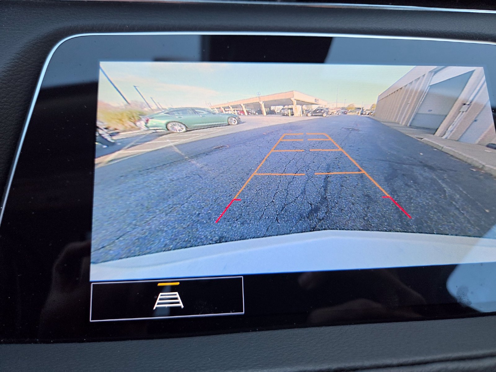 Certified 2023 Cadillac XT4 Luxury w/ Cold Weather Package FWD image 3