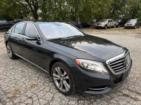 Used 2015 Mercedes-Benz S 550 S 550 4MATIC Sedan 4D image 4