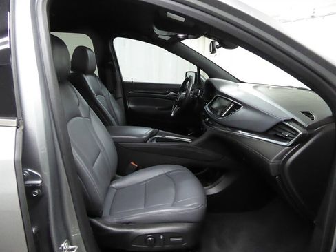 Used 2023 Buick Enclave Essence w/ Sport Touring Edition image 26