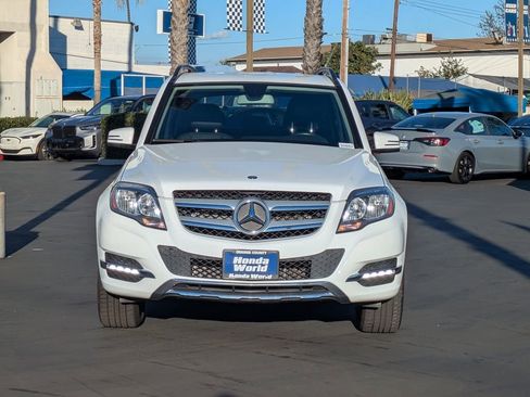 Used 2015 Mercedes-Benz GLK 350 2WD image 2