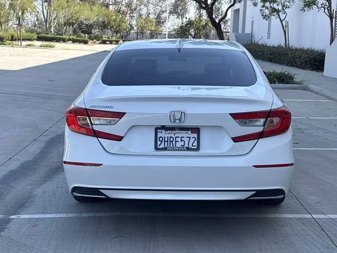 Used 2020 Honda Accord EX image 4