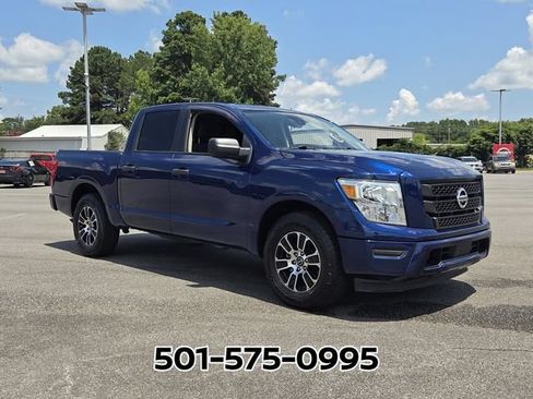 Used 2023 Nissan Titan SV RWD image 7