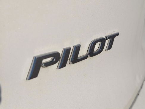 Used 2021 Honda Pilot Special Edition image 11