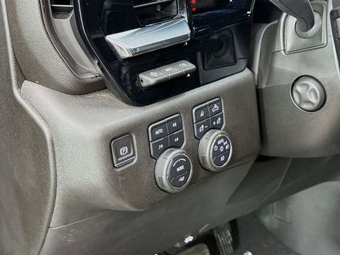 Used 2024 Chevrolet Silverado 1500 High Country w/ Technology Package image 13