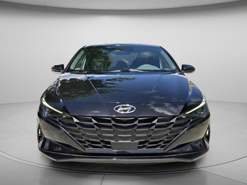 Used 2023 Hyundai Elantra SEL w/ Convenience Package FWD image 5