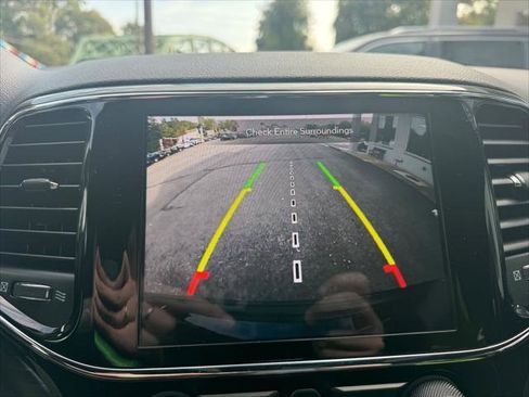 Certified 2021 Jeep Grand Cherokee Laredo X image 23