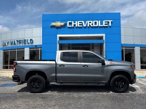 Used 2021 Chevrolet Silverado 1500 Custom Trail Boss w/ LPO, Dark Essentials Package AWD/4WD image 1