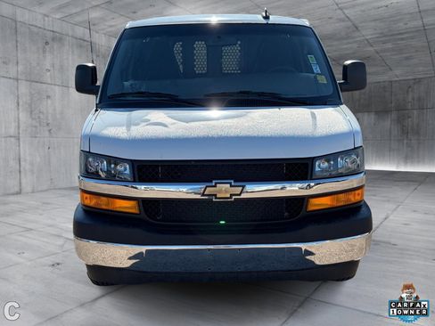 Used 2024 Chevrolet Express 2500 w/ Driver Convenience Package image 9
