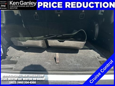 Used 2019 Jeep Wrangler Unlimited Sahara AWD/4WD image 10
