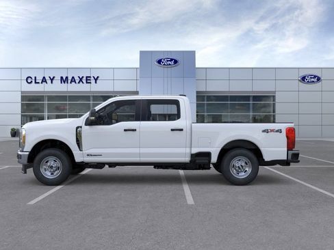New 2026 Ford F250 XL w/ XL Chrome Package AWD/4WD image 3