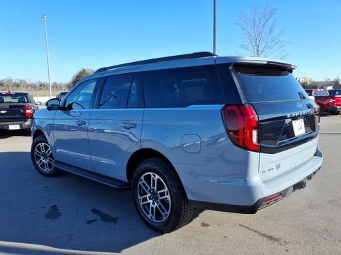 New 2026 Ford Expedition Active AWD/4WD image 5