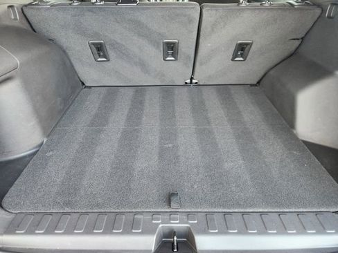 Used 2024 Chevrolet Equinox LT image 30