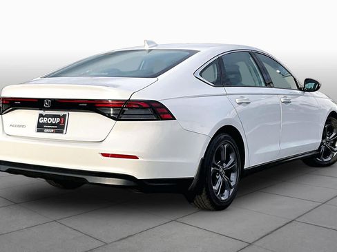 Used 2023 Honda Accord EX image 12