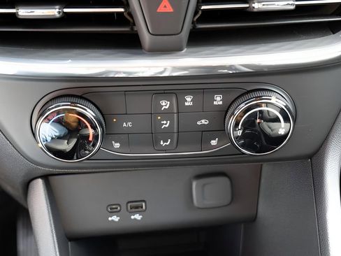 New 2026 Buick Encore GX Preferred w/ Advanced Technology Package image 16