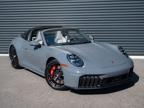 Certified 2025 Porsche 911 Targa 4 GTS image 23