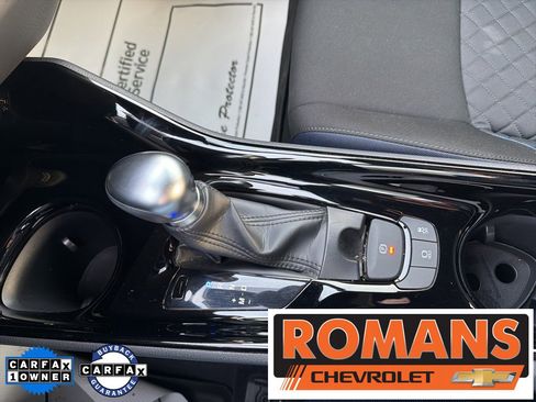 Used 2020 Toyota C-HR XLE image 16