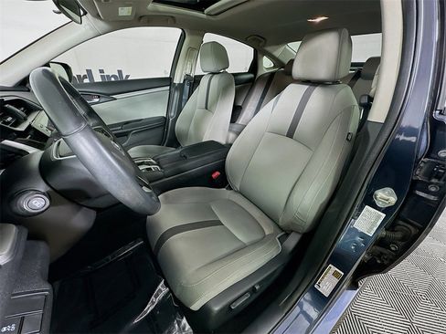 Used 2020 Honda Civic EX image 24