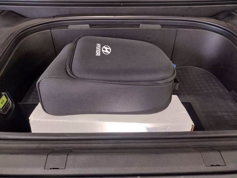 New 2026 Hyundai Ioniq 9 Limited w/ Tow & Go Package image 7