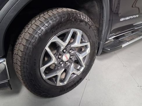 Certified 2024 GMC Sierra 1500 SLT w/ SLT Premium Plus Package AWD/4WD image 9